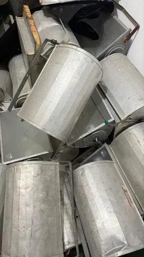 Vários refletores HQI a venda!!!! R$50,00 cada