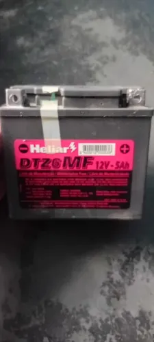 Vendo bateria de moto marca Helia