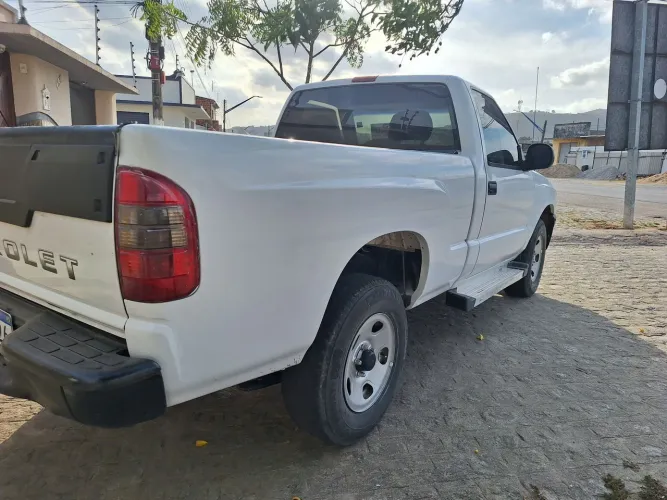 Chevrolet S10 P-up Colina 2.8 TDI 4x2/4x4 CS Dies. 2010