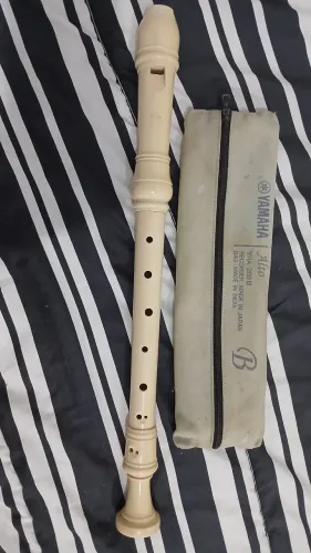Flauta Yamaha - Alto YRA-28B 