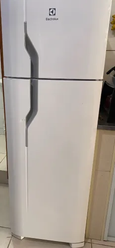 Geladeira Electrolux 220v