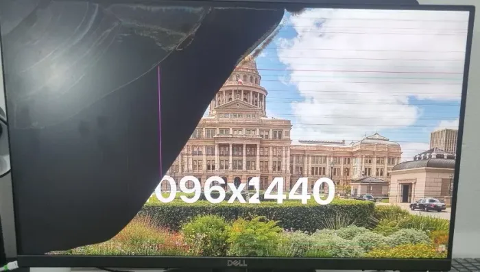 Monitor Dell P2219hb - Tela Trincada - Uso de Peças