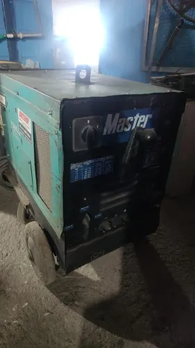 Máquina de Solda Tig  AC/DC. 300 amperes Marca Eutectic Fornecido com Tocha 
