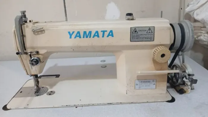 Maquina Reta Industrial Yamata