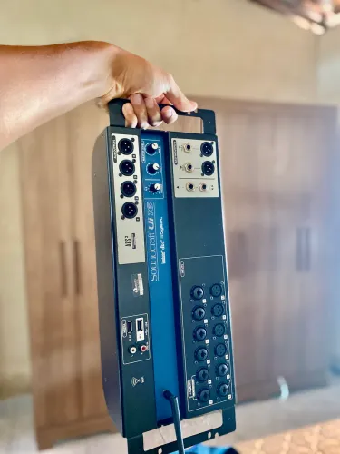 Mesa digital Ui 16 soundcraft