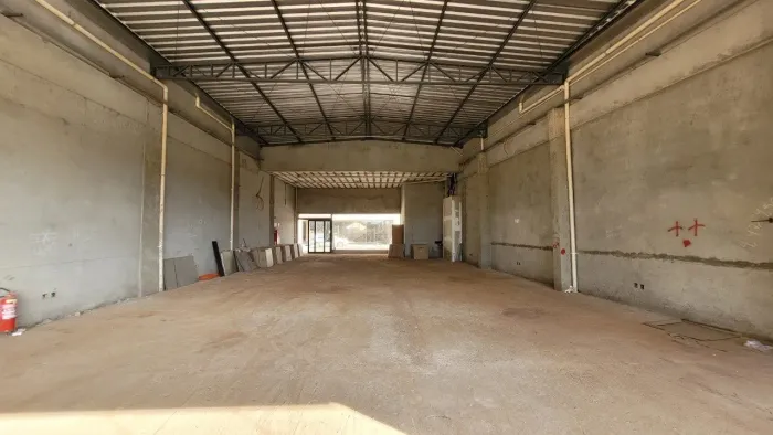 Salão comercial com 270m² - Vila do Golf