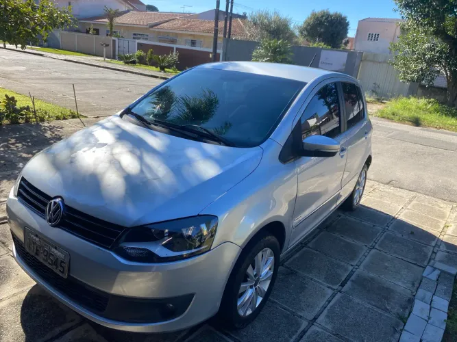 Volkswagen Fox Prime/higli. 1.6 Total Flex 8V 5P 2011