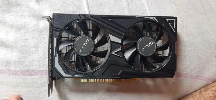 Placa de video Gtx1650 4gb OC Galax