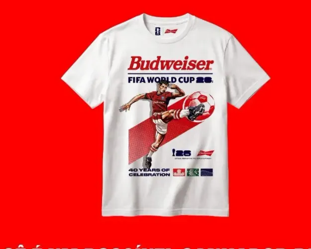 Camiseta marca Kiji Budweiser Vintage Tam P modelagem oversized 