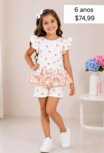 Roupas e pijamas