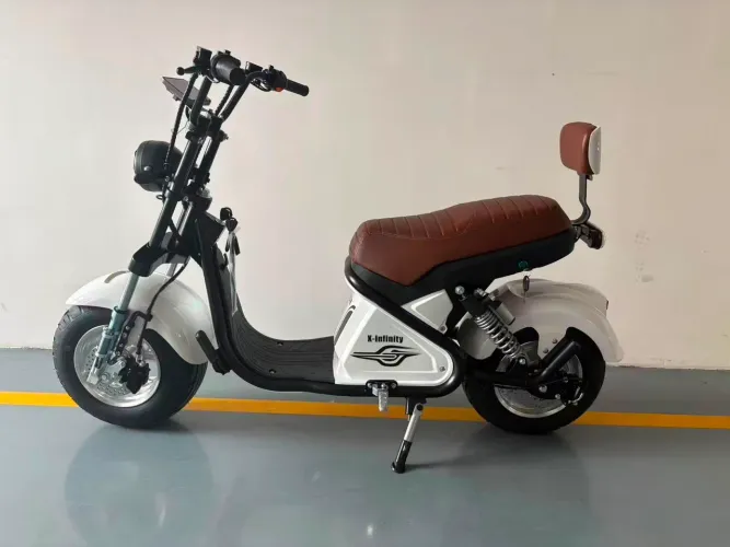 Scooter Elétrica Moderna e cheia de estilo, sem contar na potência incrível!