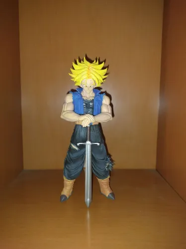 Trunks do futuro SSJ Dragon Ball Z - 25cm