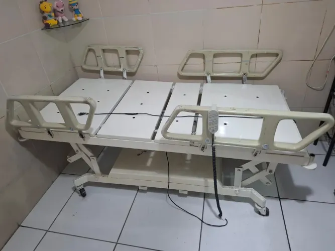 Cama hospitalar