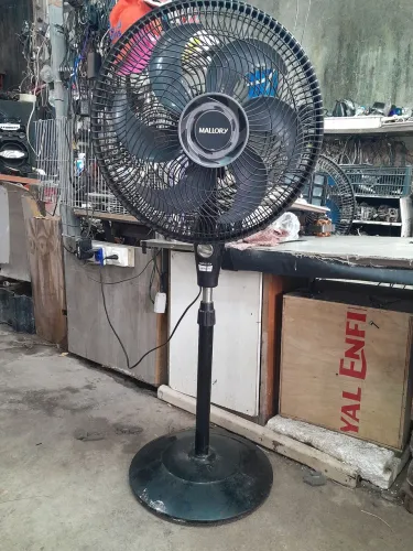 Ventilador Malory 40cm de pé