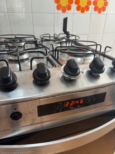 Fogão brastemp 4 bocas inox Timer e Grill