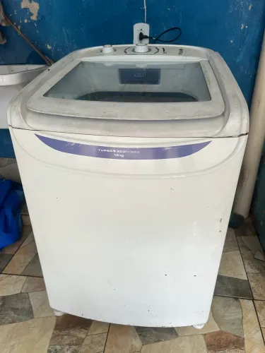 Máquina de lavar 15kg Eletrolux 