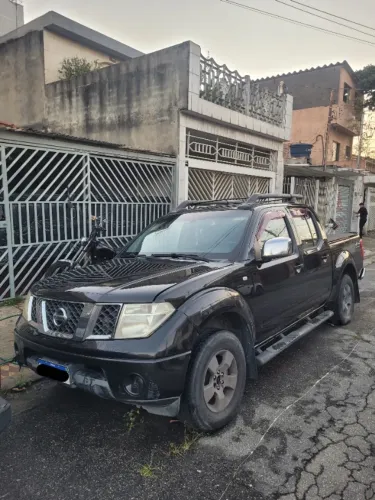 Nissan Frontier LE CD 4X4 2.5 TB Diesel Mec. 2012