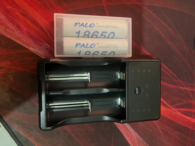 Kit Carregador + 2 Bateria 18650 4,2v 3200mah Recarregáveis
