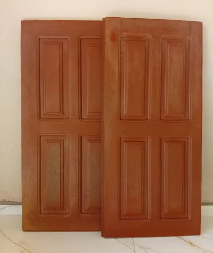 Vende se duas janelas de madeira maracatia em perfeito estado de uso medindo 130 x110 Cel