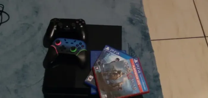 Estou vendendo ps4, perdi o interesse no produtos esta completo funciona perfeitamente...