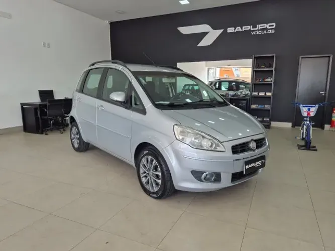 Fiat Idea Attractive 1.4 Fire Flex 8V 5P 2013