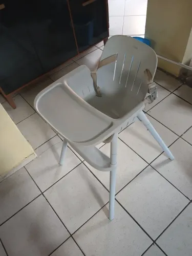 Cadeira de alimentação