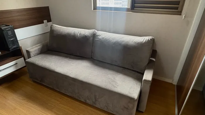SOFA-CAMA EM ESTADO DE NOVO!