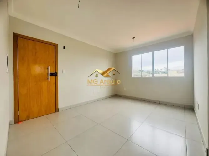 Apartamento Padrão, 02 Quartos, Santa Mônica, BH.