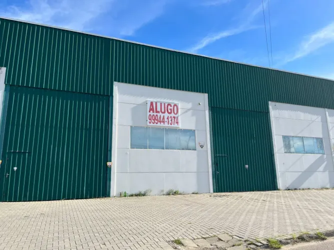 Galpao as margens da br 101