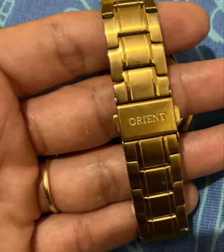 Relógio banhado a ouro