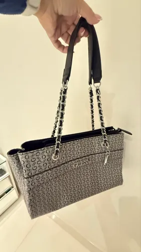 Bolsa Guess Tote shoulder monograma