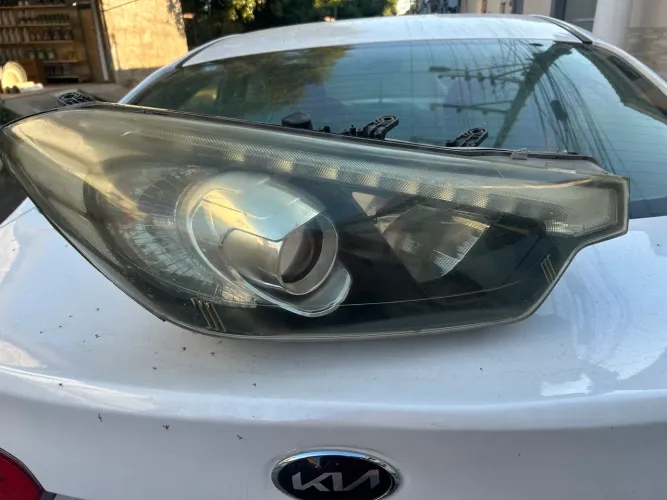 Farol Direito Kia Cerato duplo Led 2014 a 2016 - Marca DEPO (Usado)