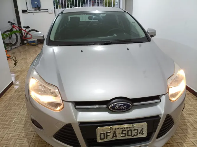 Ford Focus Sedan 1.6 16V Flex 4P Aut. 2014
