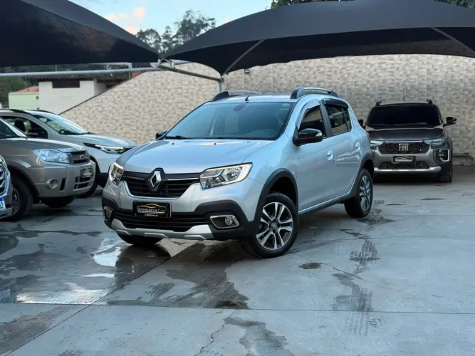Renault Stepway Iconic Flex 1.6 16V Aut. 2023