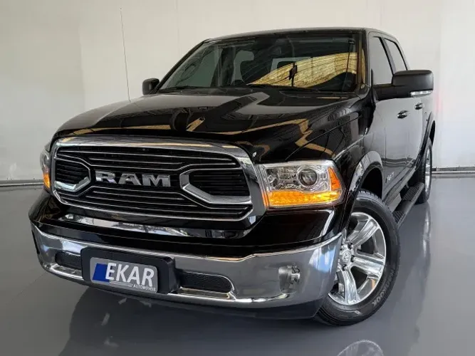 Ram Classic Laramie 5.7 V8 16V Gasolina 4X4 Aut. 2023