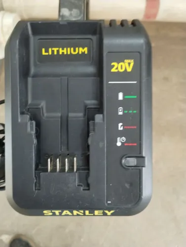 Carregador Stanley