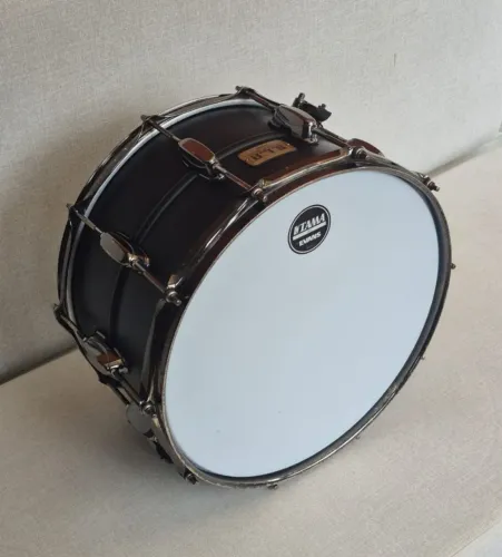 Caixa Tama S.L.P 14x8 (bastante volume)