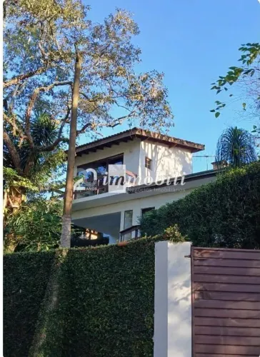 Casa à venda em Carapicuíba, Granja Viana, com 3 suítes, com 270 m², Residencial Terras do