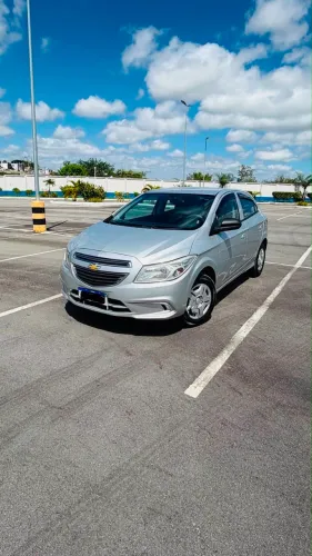 Chevrolet Onix Hatch LT 1.0 8V Flex Power Mec. 4P 2016