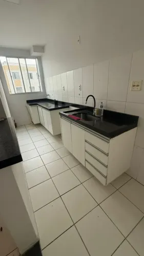 Apartamento para alugar com armários planejados e 2 quartos bairro dom aquino região centr
