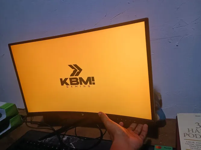 Monitor Gamer Curvo KBM GAMING MG210 23.6" 180Hz Full HD
