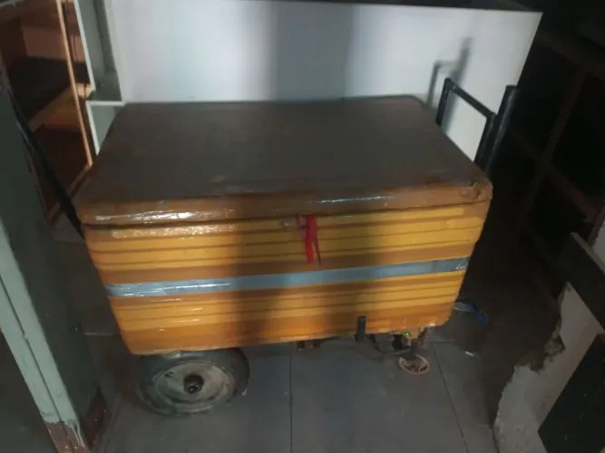 Carrinho de aço