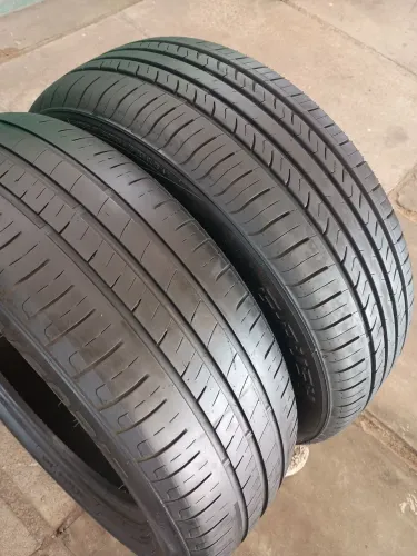 2 PNEUS ARO 15 185/60 Á CIMA DO TDI