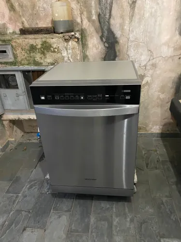 Máquina lava louça