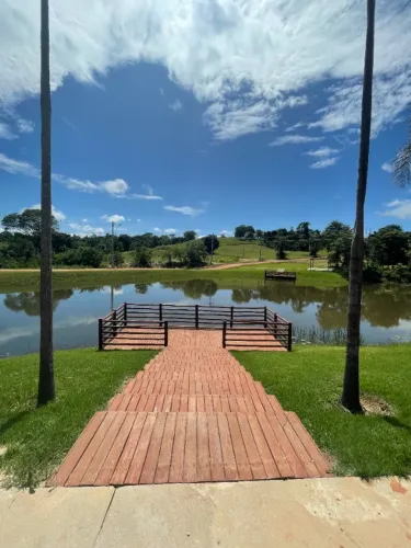 TERRENO DE CHÁCARA EM CONDOMÍNIO - 1.000 m² EM TRINDADE (NÃO TEM CASA, É SÓ O LOTE)