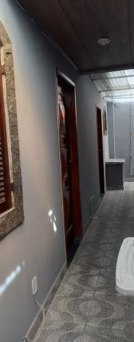 Aluga-se Casa Ampla e Arejada no Jardim Novo - Realengo