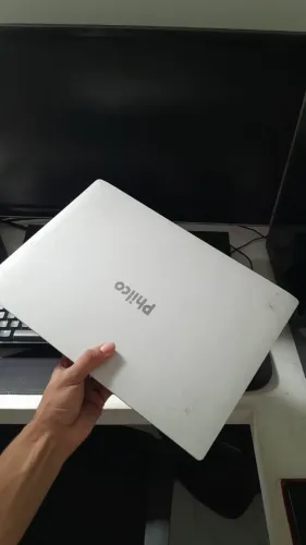 Notebook Philco Antigo - Ideal para Aproveitar ou Retirar Peças OPORTUNIDADE!!!