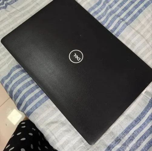 Vendo Notebook DELL Intel Core i5 - 2TB 8GB