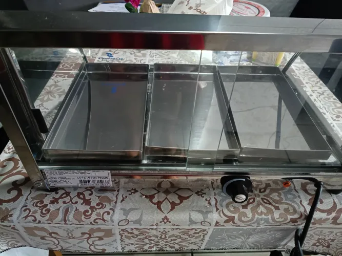 Estufa de salgados com três bandejas com aquecedor 220V