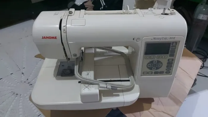 Máquina de bordar